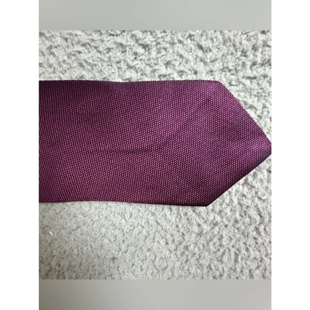 GUCCI MENS SILK TIE WINE COLOR